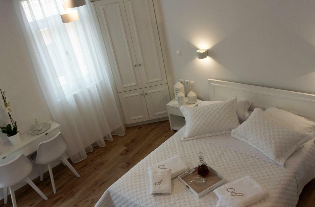 Agapi Suites La Canée Extérieur photo